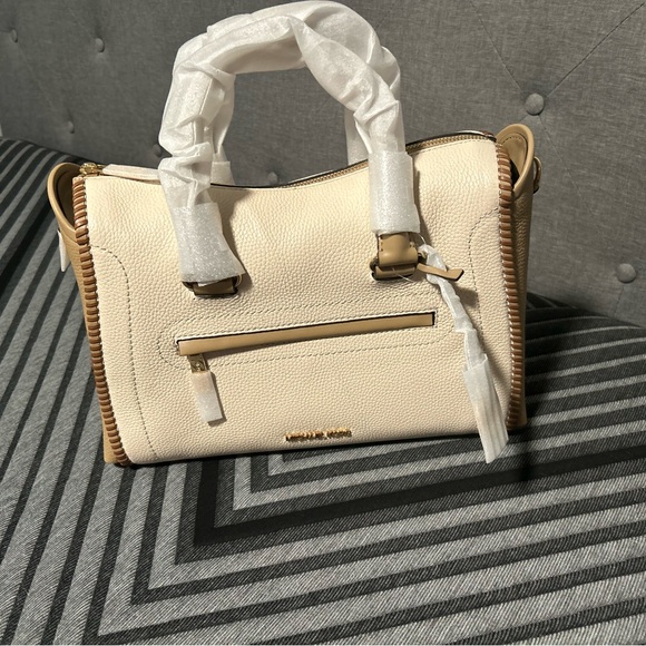 Michael Kors Cream and Tan Satchel - Picture 1 of 2